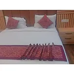 Hotel Paras Inn, Lucknow