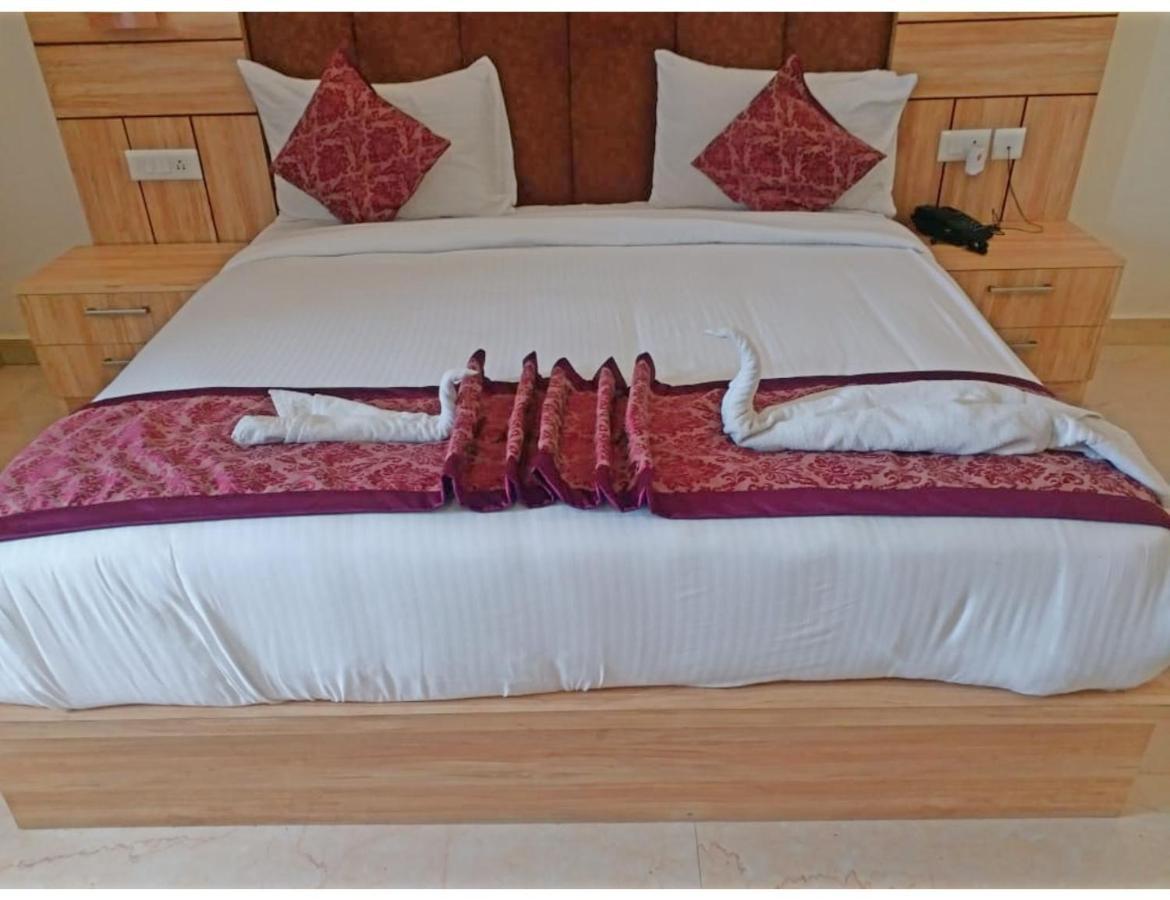 Paras Inn, Homestay *